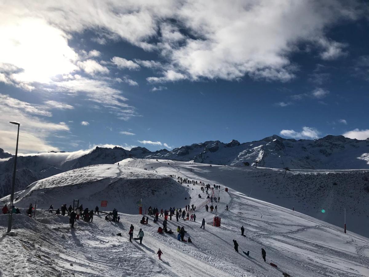 شقة Plein Sud Saint-Aventin المظهر الخارجي الصورة